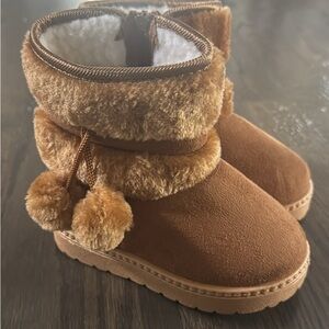 Cozy Faux Fur Pom-Pom Winter Boots - Brown